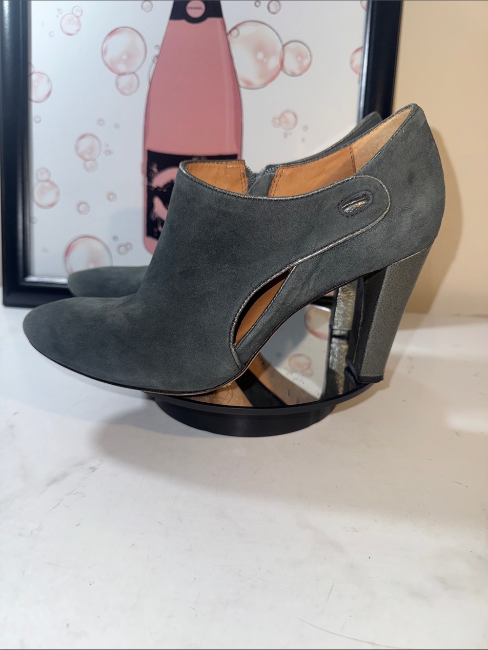 Corso Como Fay Slate Gray Suede Cutout Heeled Ankle Booties Size 8